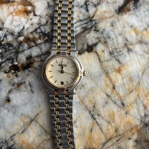Gucci ladies good/silver watch